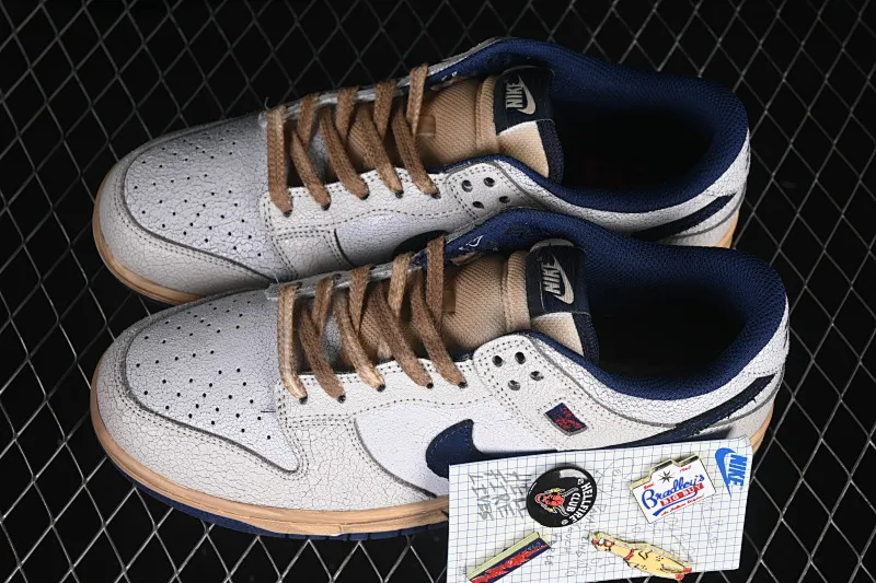 All categories Nk SB Dunk Series Nk SB Dunk Low High-end customized low-top sneakers J version Stranger Things x Nike SB Dunk Low Stranger Things SB low-top casual sneakers IH6766-001